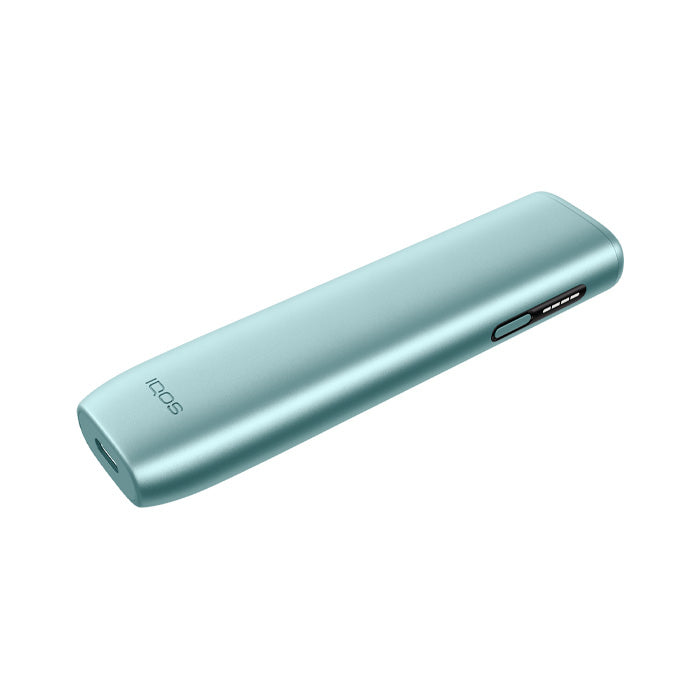 IQOS ILUMA-i One kit laying flat