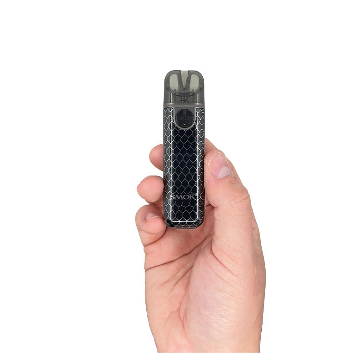 Smok Novo 4 Mini Hand Shot